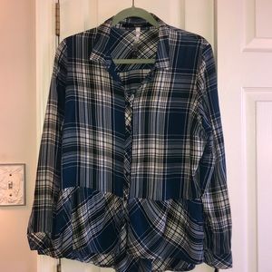 Kensie plaid shirt size large